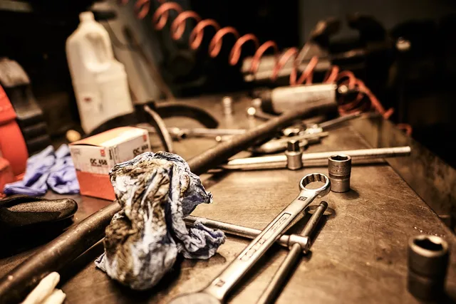 work, tools, key, oil, engines, instrument, equipment, metal, processing, milling machine, instruments. Locksmith equipment makers worth knowing