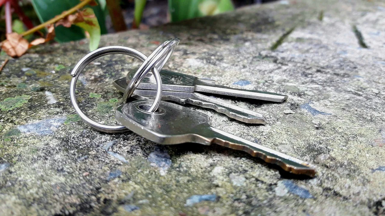 key, silver, locksmith, three, brazil, locksmith, locksmith, locksmith, locksmith, locksmith. Locksmith service packages: a reviewer's notes